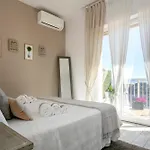 Residenza Il Punto 4*