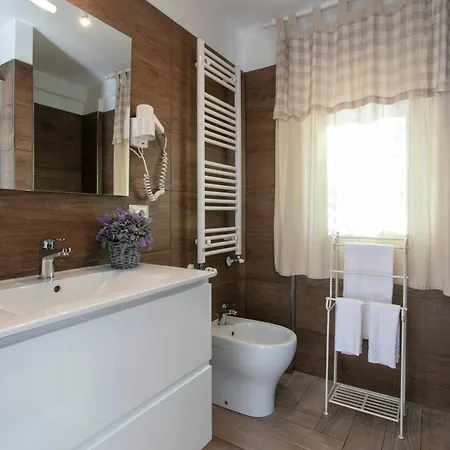 Residenza Il Punto 4*