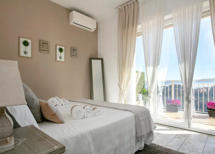 Residenza Il Punto 4*